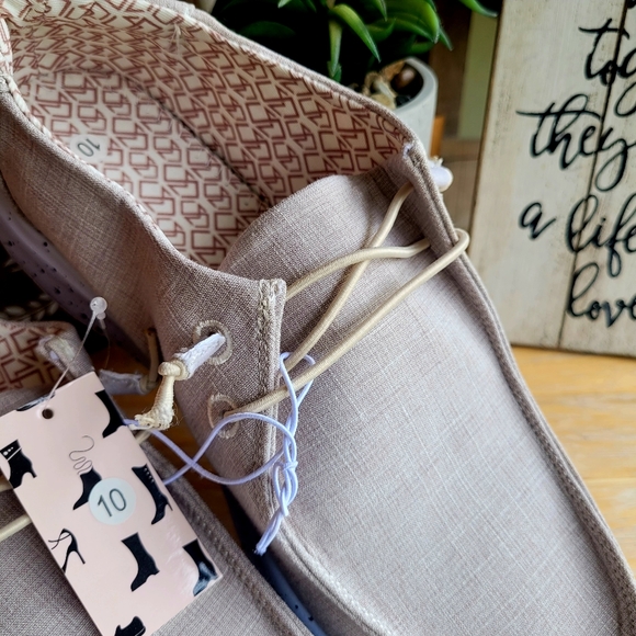 SeekAvan Slip On Shoes - Picture 7 of 9